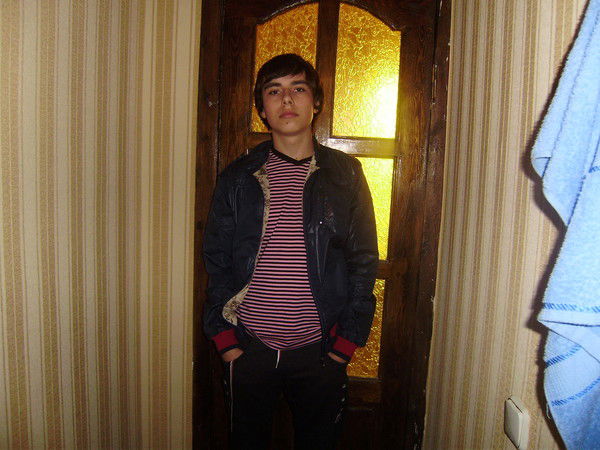 Андрей Селищев