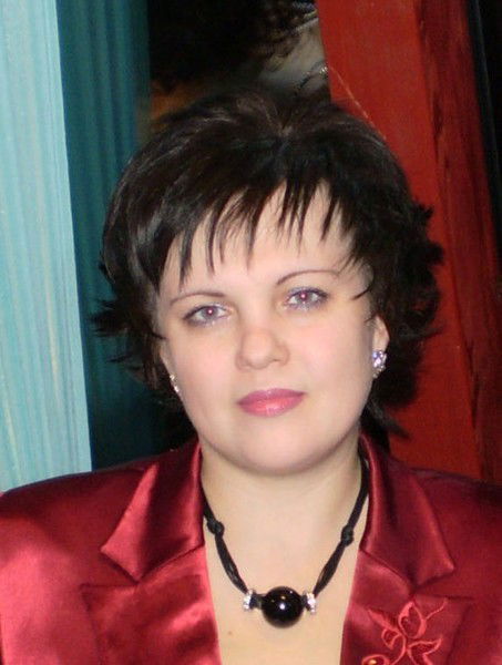 Елена Строева