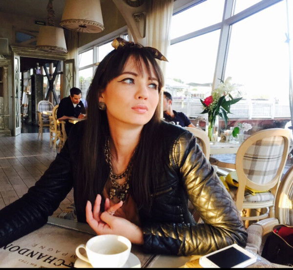 Джоли Джоли