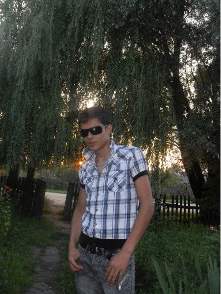 Саня Самоховец