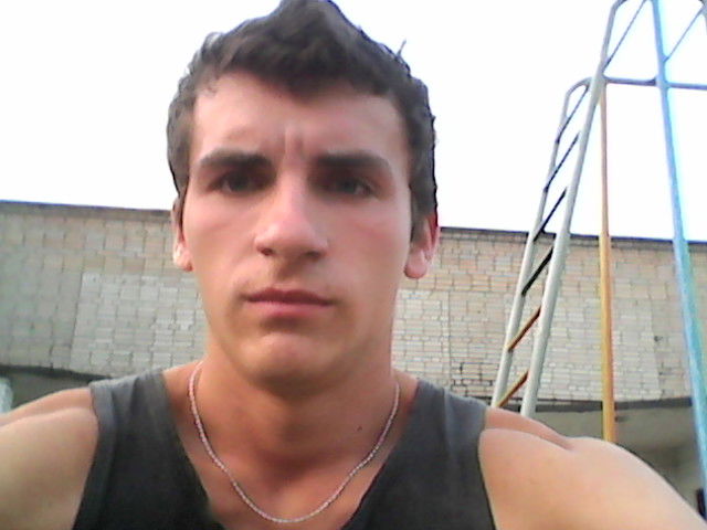 Лёня Кажуро