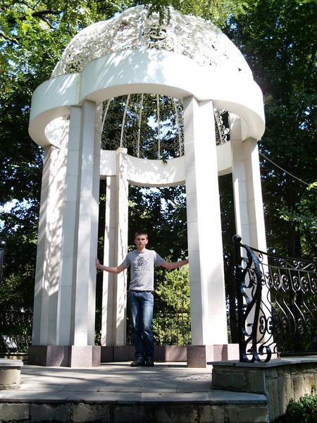 Андрей Кулаков