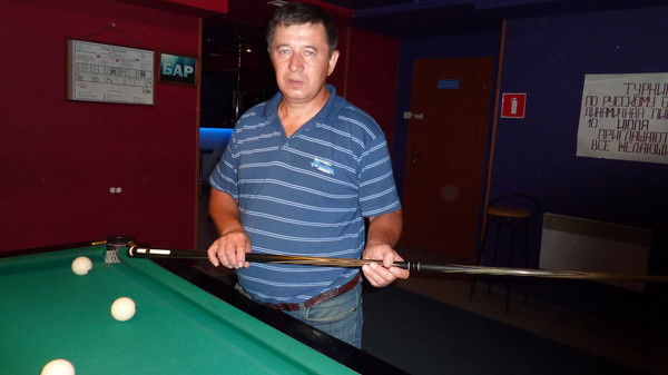 Анвар Насыров