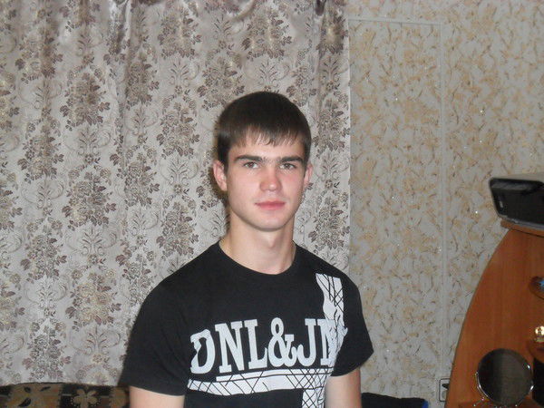 Саня Комлев