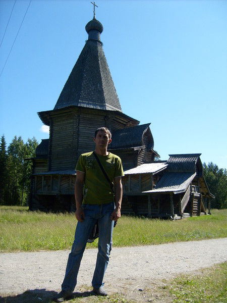 Александр Логвиненко