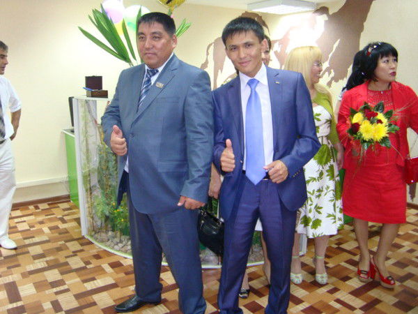 Асхат Манапбаев