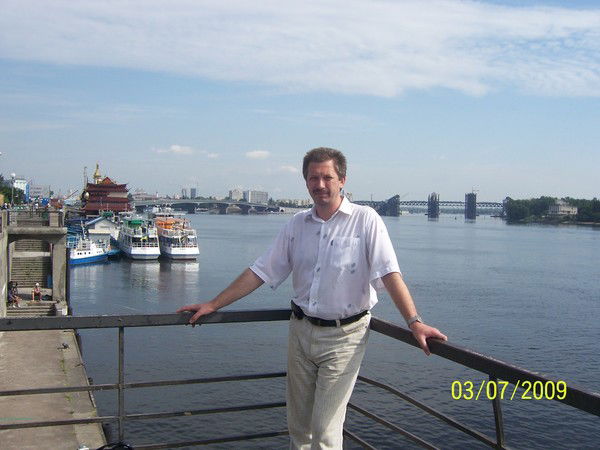 Виктор Колесников