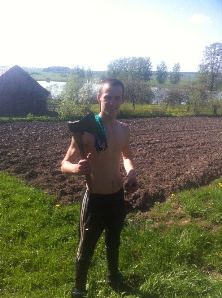 Артем Павлюченко