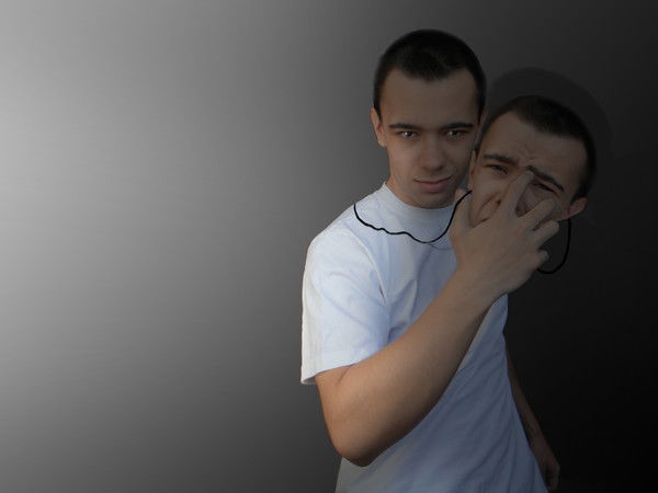 Роман Лазарев