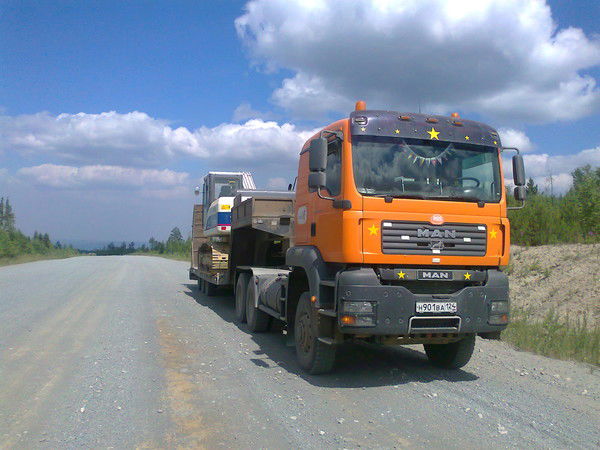 Евгений Лавренов