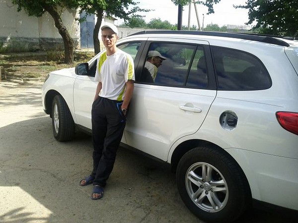 Александр Белоус