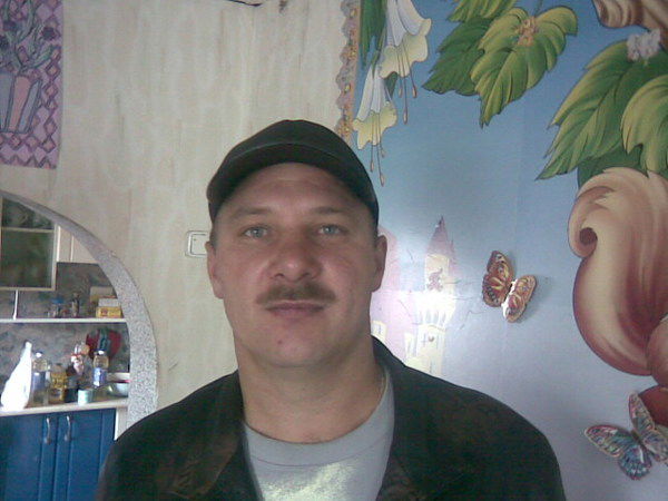 Александр Сафрутин