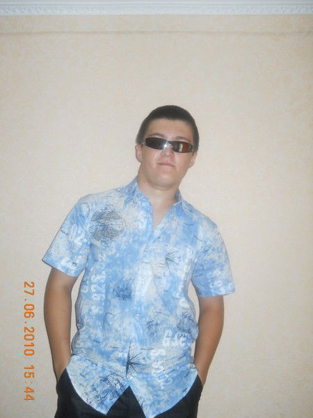 Женёк Иванов