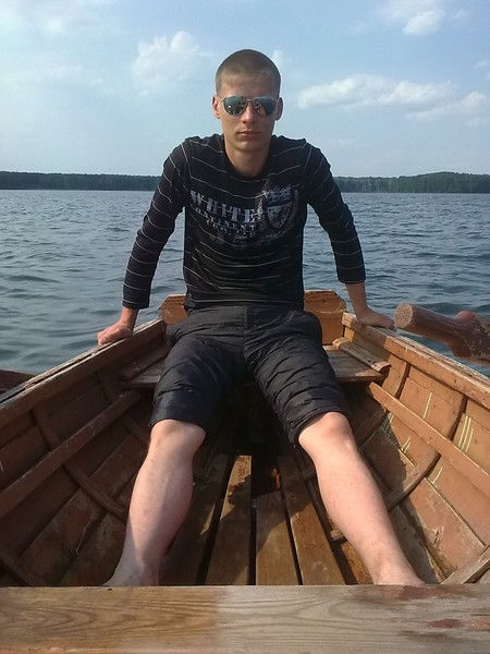 Александр Ларцев