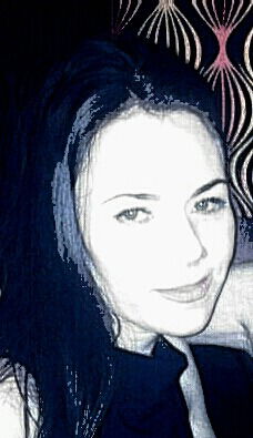 Юля Сафронова