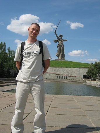 Игорь Леухин