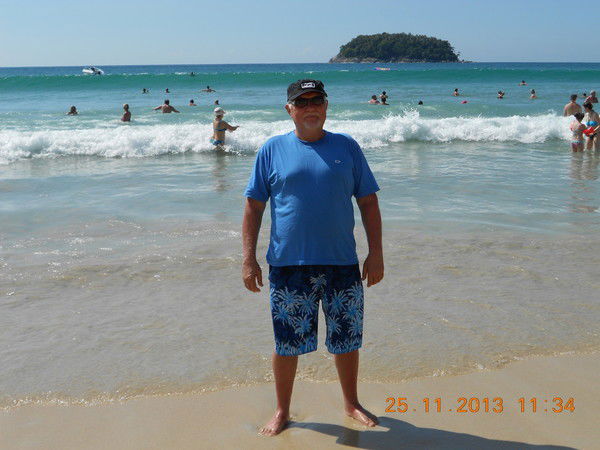 Виктор Уваров