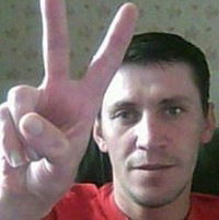 Максим Попов