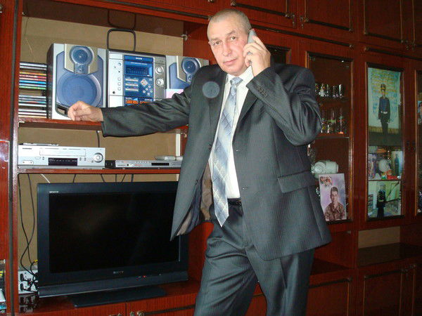 Владимир Попов