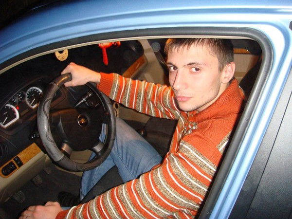 Илья Бондаренко