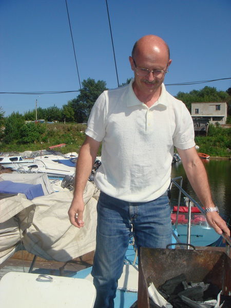 Гусаков Виктор