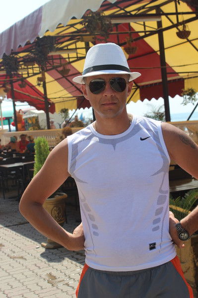 Александр Жуков