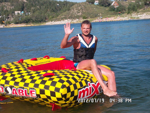 Эдуард Перевозов