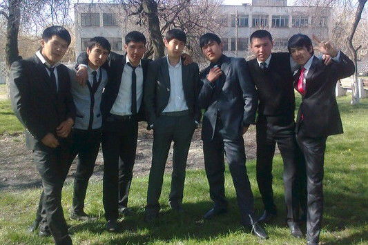 Асхат Райымбеков