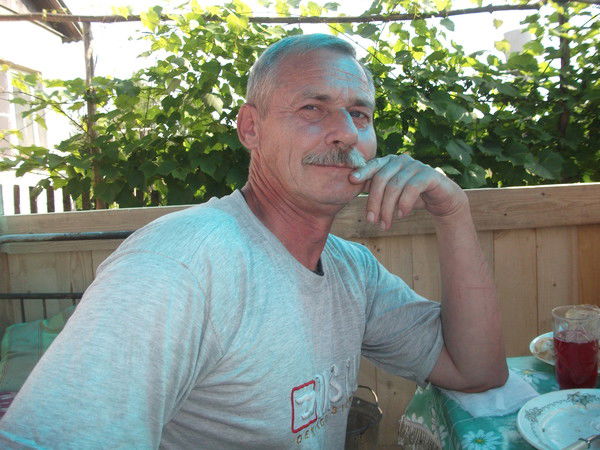 Константин Белый