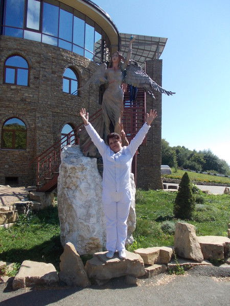 Мариет Теучеж