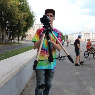 Антон Гладышев