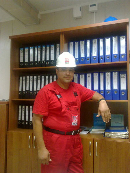 Отабек Каримов