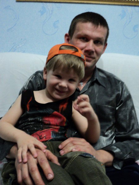 Женя Куставинов