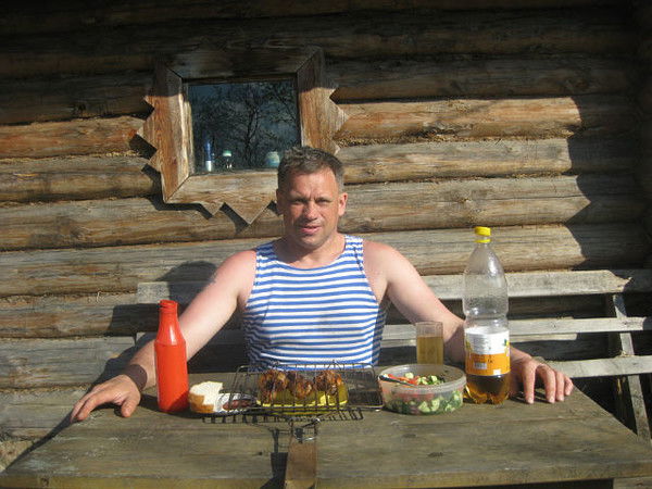 Михаил Елкин