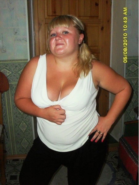 Олечка Исакова