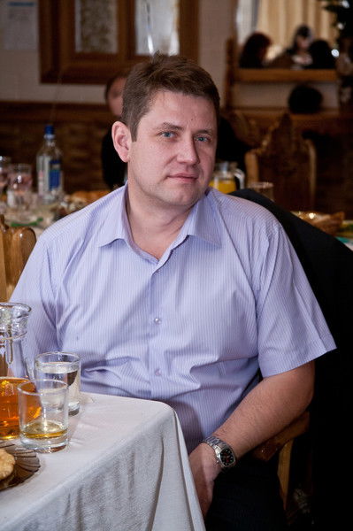 Виктор Езикеев