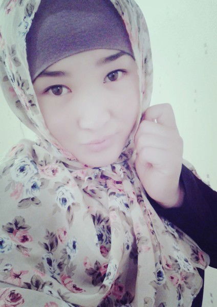 Зарина Садирова