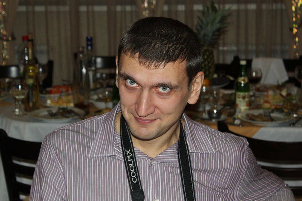 Сергей Новоселов