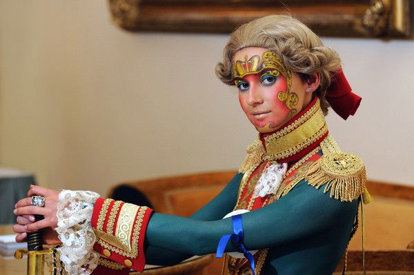 Алина Попова