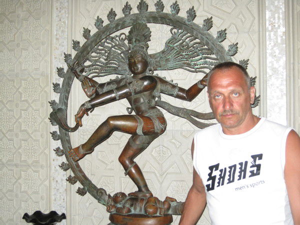 Игорь Никаноров