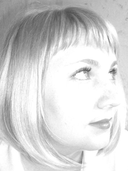 Алёна Львова