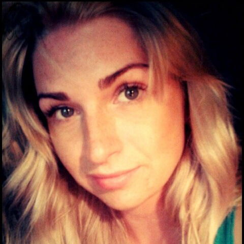 Анна Долгошеева