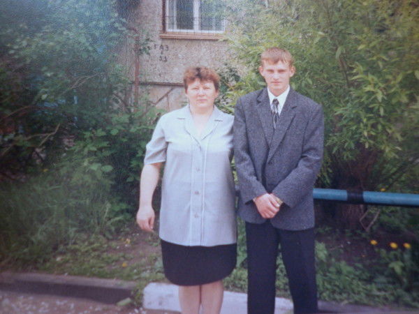 Люба Лещенко