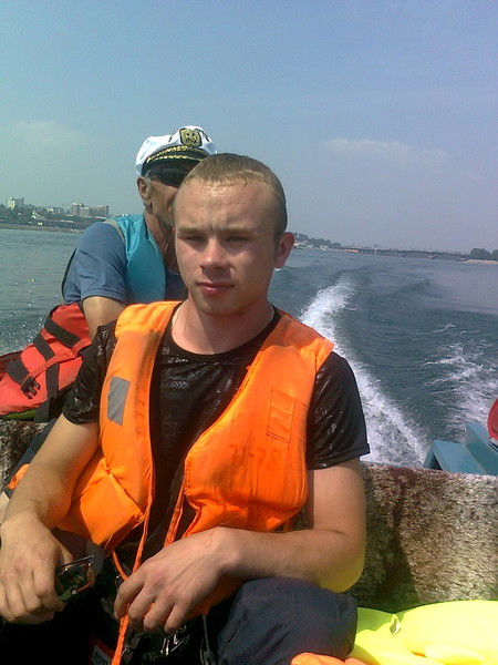 Евгений Леухин