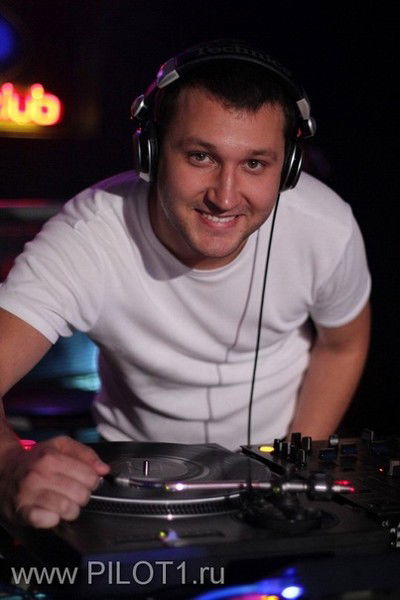 Максим Безухов