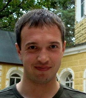 Олег Лисенков