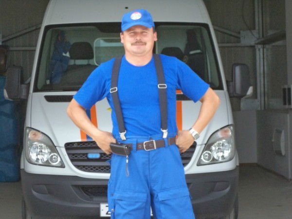 Володя Бахарев