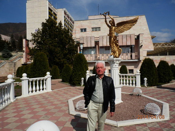 Анатолий Шабардин