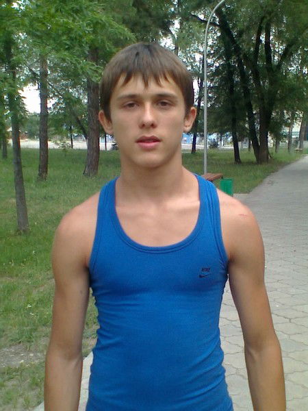 Иван Шараватов