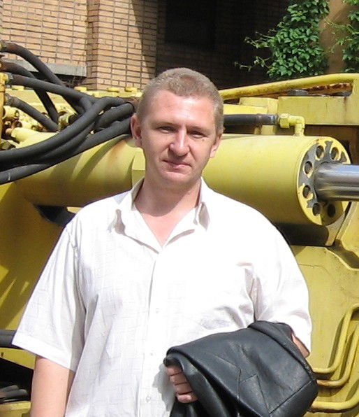 Игорь Неверов